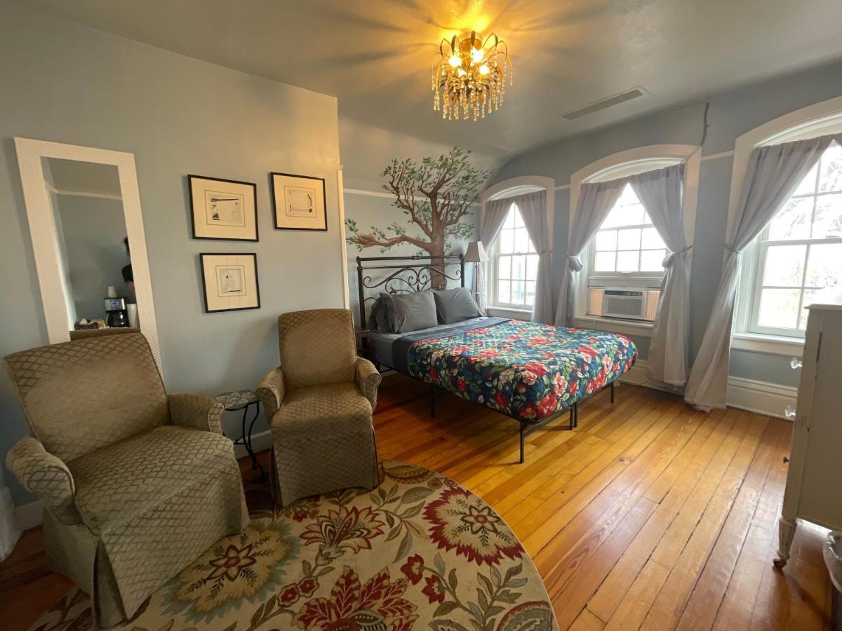 The Holiday Chalet Victorian Denver Bagian luar foto